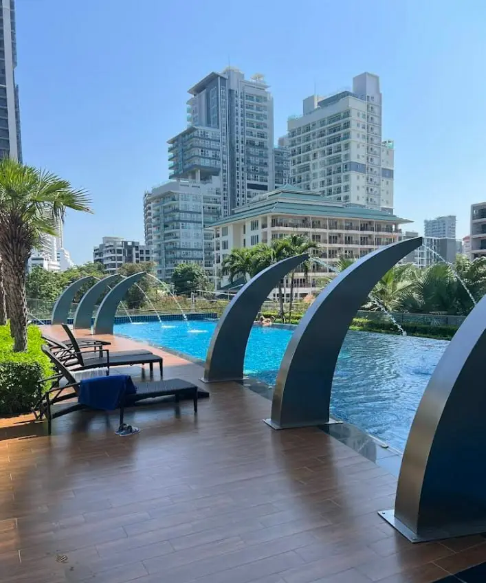 Crown Residence II, апартаменты у парка